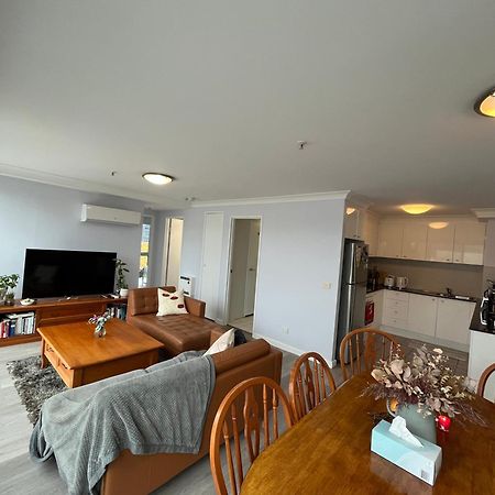 Private Room With Ensuite In The Cbd Canberra Buitenkant foto