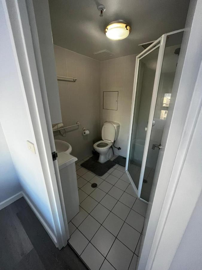 Private Room With Ensuite In The Cbd Canberra Buitenkant foto