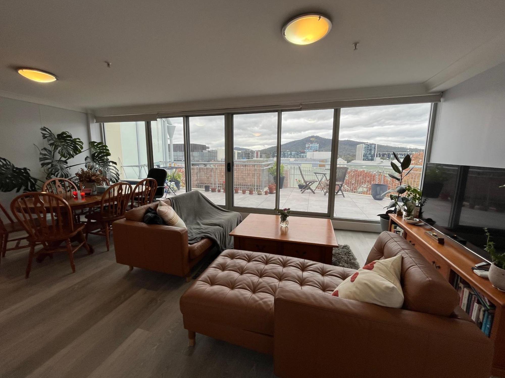 Private Room With Ensuite In The Cbd Canberra Buitenkant foto